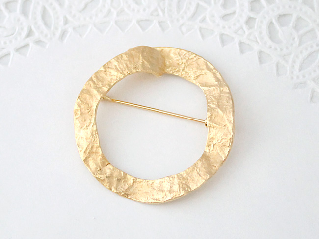 Circle brooch (gold plating)【受注製作】