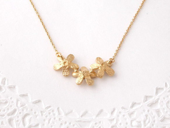 Petit fluer necklace 3 ( gold plating ) 第2張的照片