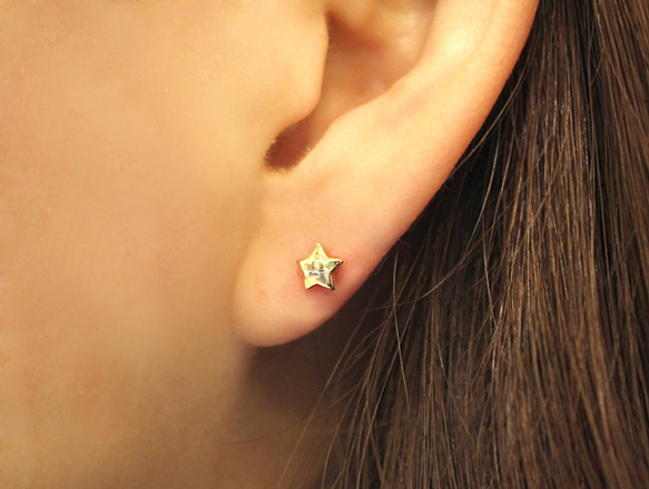 star & moon pierce (gold plating) 第4張的照片