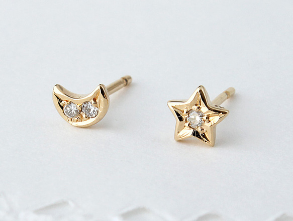 star & moon diamond pierce (gold plating) 第1張的照片