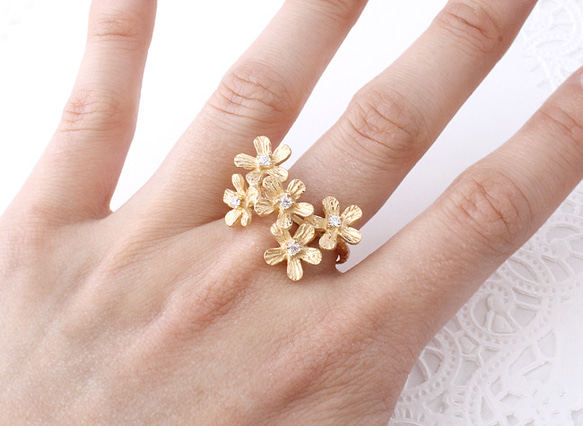 Petit fluer ring ( five/gold plating) 第4張的照片