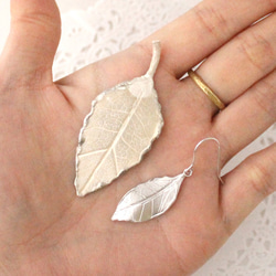 H様オーダー用ページ／leaf vein necklace (rhodium plating) 4枚目の画像