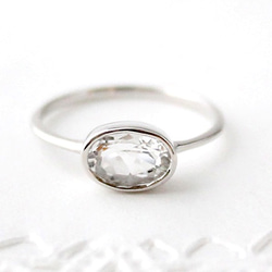 White topaz ring / rhodium plating 第1張的照片