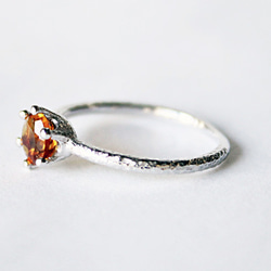 round cut citrine ring [5mm] (rhodium plating) 3枚目の画像