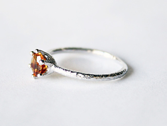 round cut citrine ring [5mm] (rhodium plating) 第3張的照片