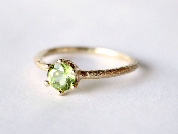 round cut peridot ring [5mm] (gold plating) 2枚目の画像