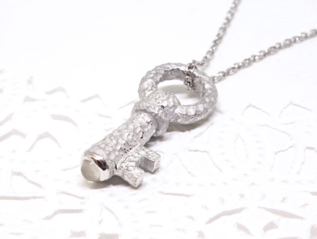 30%OFF ムーンストーン・キーネックレス（シルバー）