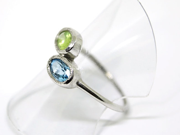 Bicolor ring  Peridot ＆ bluetopaz /  rhodium plating 第5張的照片