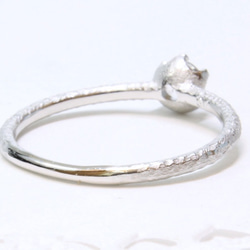 round cut white topaz ring [4mm] (rhodium plating)【受注製作】 5枚目の画像