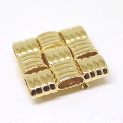 Square brooch (gold plating) 第2張的照片