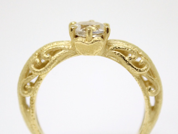 foliage scroll heart ring / white topaz (gold plating) 第8張的照片