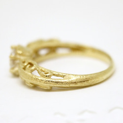 foliage scroll heart ring / moonstone (gold plating) 第7張的照片