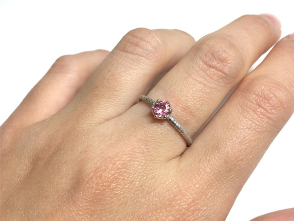 round cut tourmaline ring [4mm] (rhodium plating) 7枚目の画像