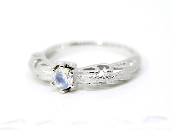 foliage scroll heart ring (matte) / Moonstone 4mm 4枚目の画像