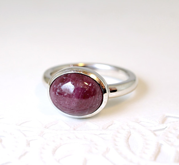 violet sapphire ring (rhodium plating) 第2張的照片