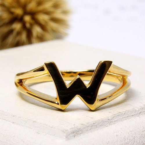 イニシャルリング M or W（ゴールドカラー） 指輪・リング Jewelry