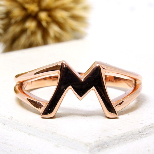 K14WG イニシャルM　かわいいチェーンリング K14WG イニシャルM かわいいチェーンリング