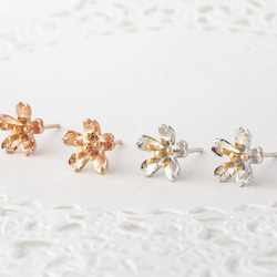 sakura pierce (pinkgold plating＆gold plating) 第3張的照片
