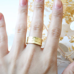 Triangle ring (gold plating) 第3張的照片