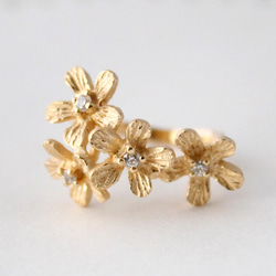 Petit fluer ring ( four/gold plating) 第1張的照片