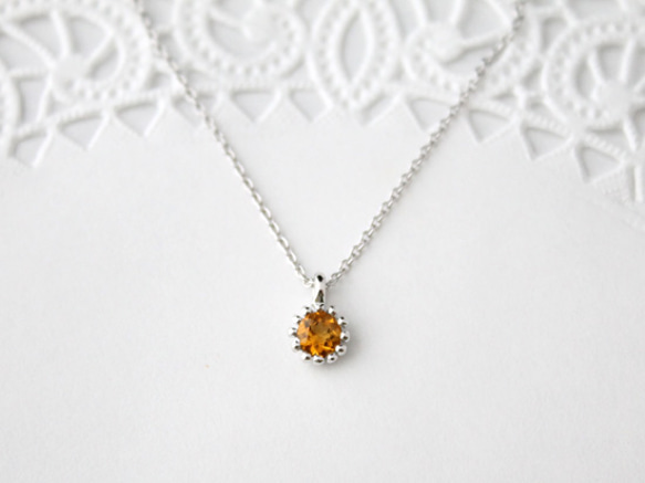 Citrine necklace (rhodium plating) 1枚目の画像