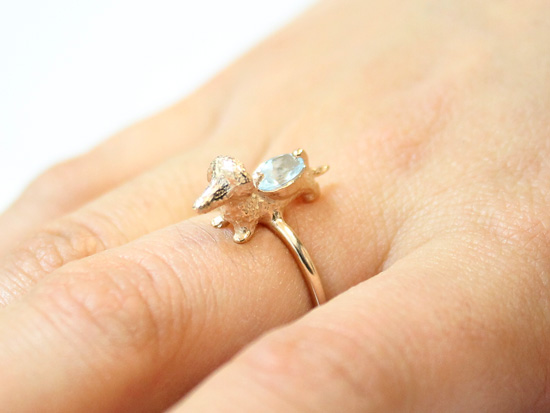 Dachshund & aquamarine ring(pink gold plating)