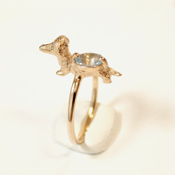 Dachshund & aquamarine ring(pink gold plating) 第4張的照片