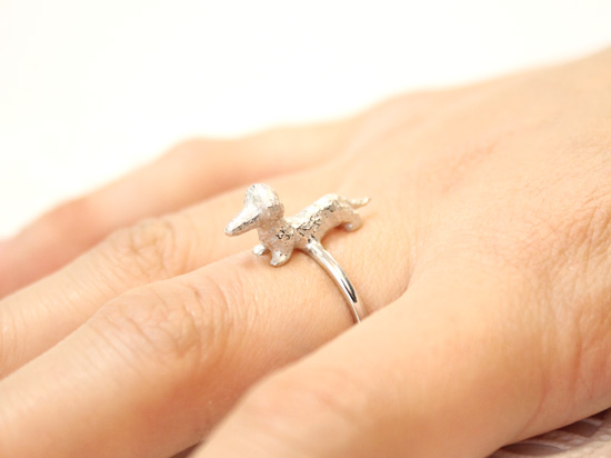Dachshund ring (rhodium plating)