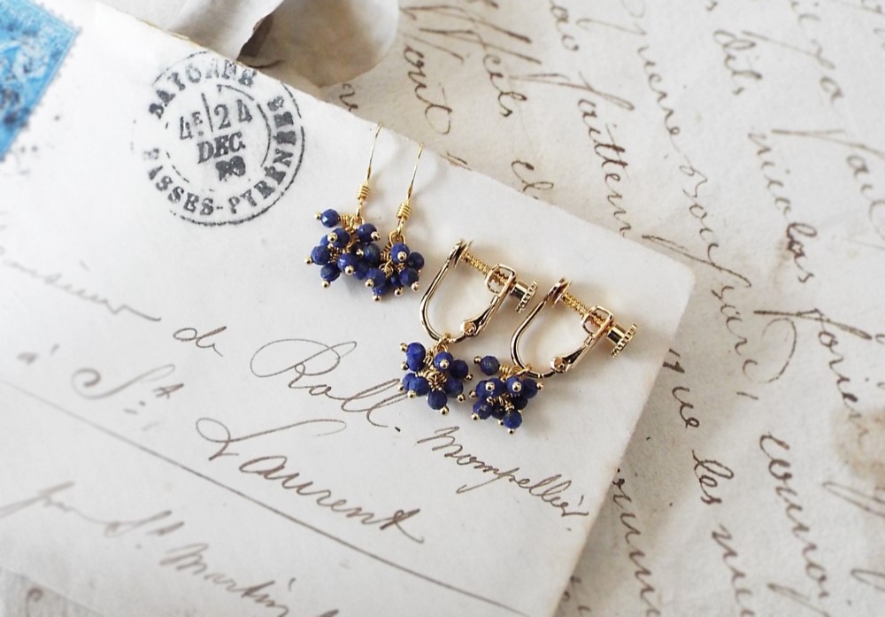 ラピスラズリのピアス・イヤリング（クラスター）