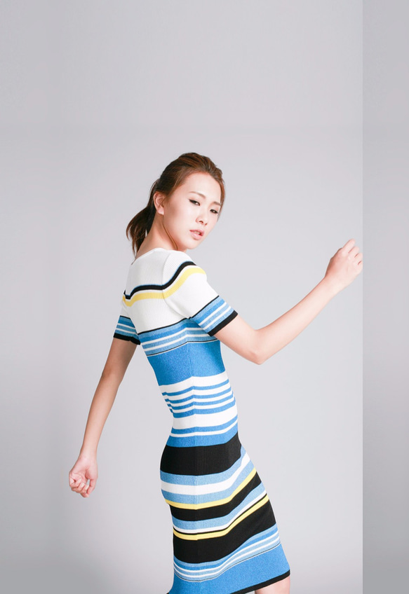 【NEW SPORTS】運動風條紋連身洋裝-蔚藍海岸 第3張的照片