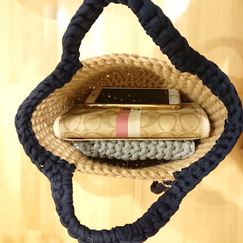 麻ひも☆マルシェバッグ☆ズパゲッティ Tシャツヤーン かごバッグ AKI  