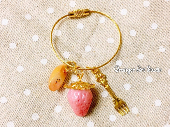 ♥ Miss Granger ♥ 士多啤梨與芭娜娜 Strawberry & Banana Keyring 第3張的照片