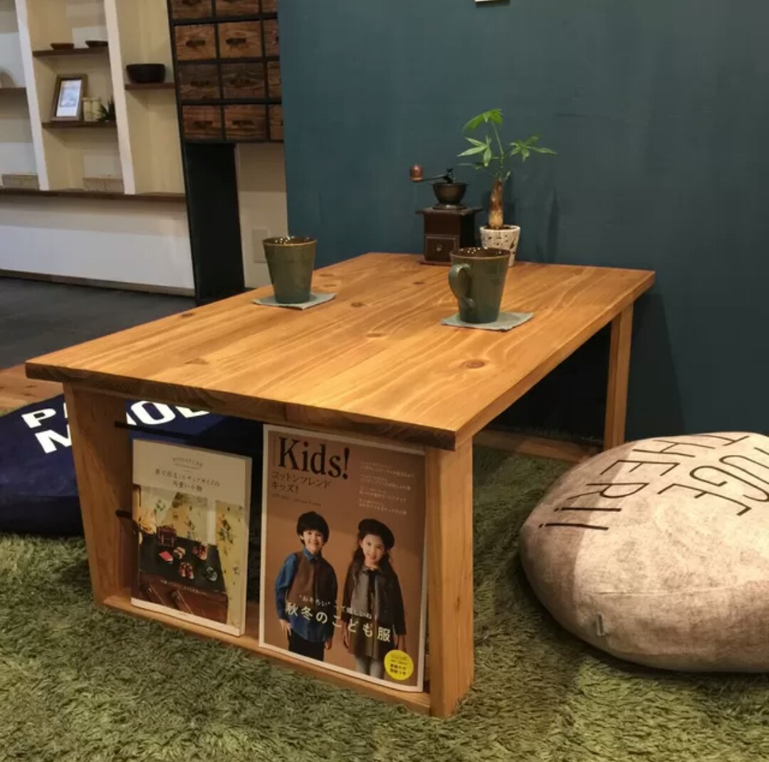 マガジンラック付き＊カフェテーブル※艶消ウレタン塗装含 9,990円