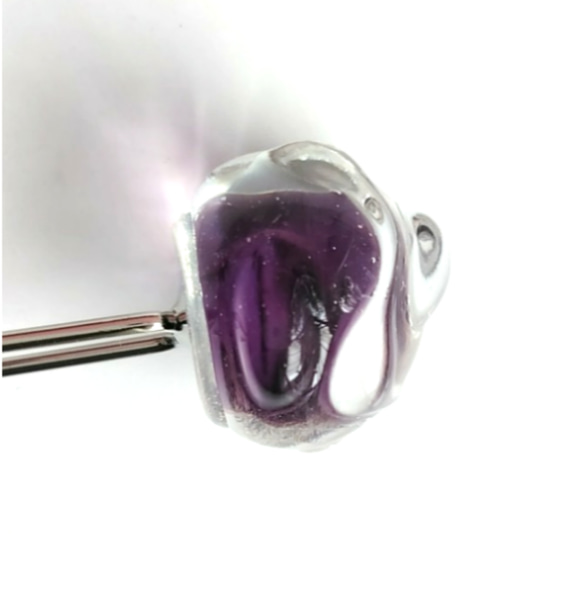 ガラスのかんざし「しぶき玉」紫苑色　浴衣にぴったり　とんぼ玉かんざし 4枚目の画像