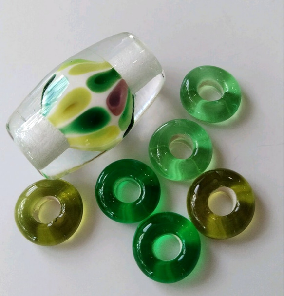 　とんぼ玉とガラスビーズ　「グラスグリーン」 7枚目の画像