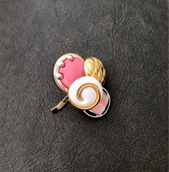 送料無料 ヴィンテージボタンの大人ゴージャスポニーフック　[ピンク] 2枚目の画像