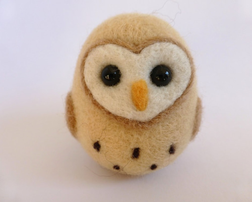 Y11 羊毛フェルトのフクロウのストラップ （受注作品完成次第発送致し  