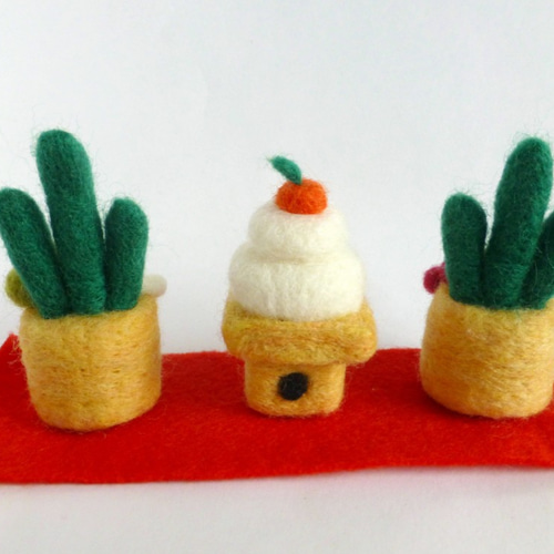 受注制作 正月飾り 門松と鏡餅 完成次第発送致します 羊毛フェルト