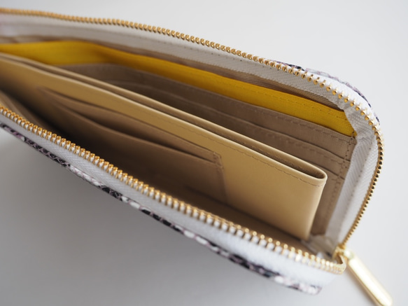 薄くて軽くて大容量なL字長財布 14枚カードポケット スペインシープ革 リザード柄 グリーン　Squeeze スクイーズ 6枚目の画像