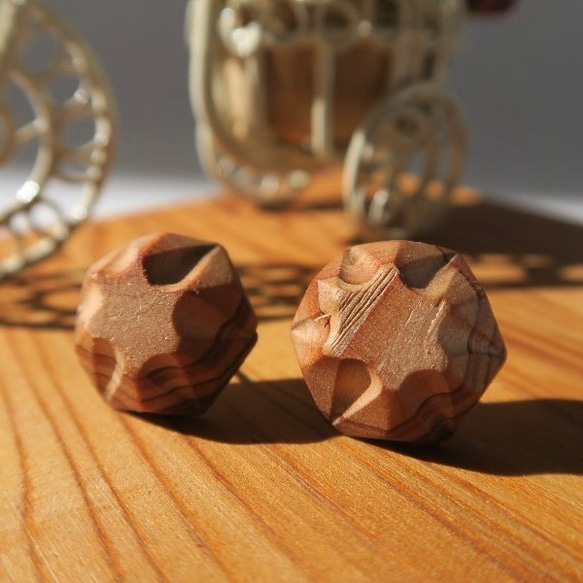 Woodjelry（ウッジェリー）シリーズ　屋久杉　クリスタル ART工房Nobのアクセサリー 1枚目の画像