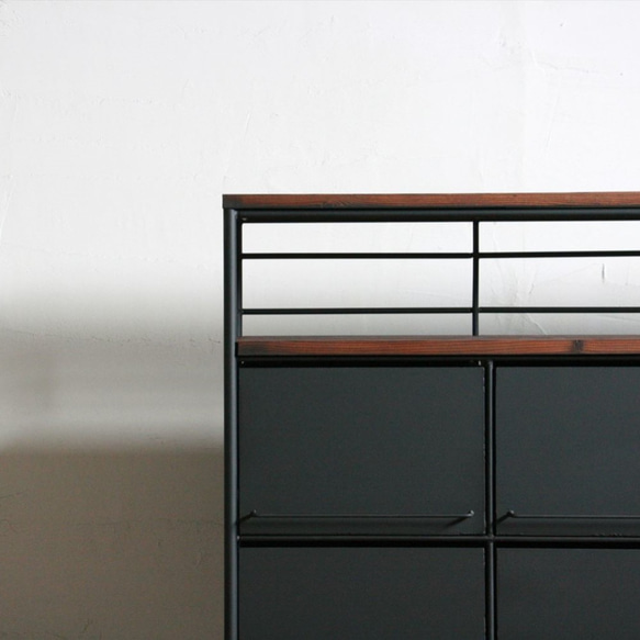 アイアンのドロワーシェルフ　4列2段【サイズオーダー可】 収納 家具 新築