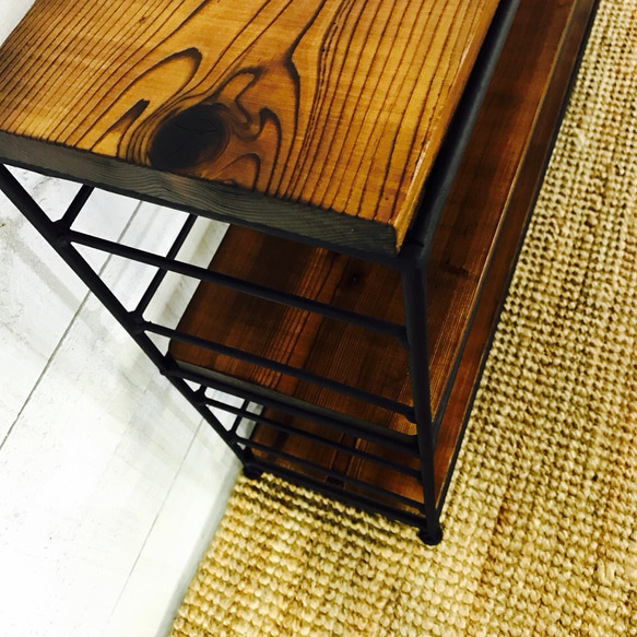 天然板和鐵製書架（寬90公分）2層式[可訂購尺寸] 第5張的照片