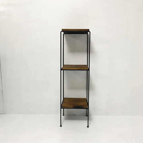 無垢板とアイアンの縦長ラック【サイズオーダー可】 棚・シェルフ