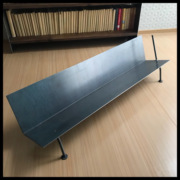 黒皮鉄の本立て(W80)【サイズオーダー可】 2枚目の画像