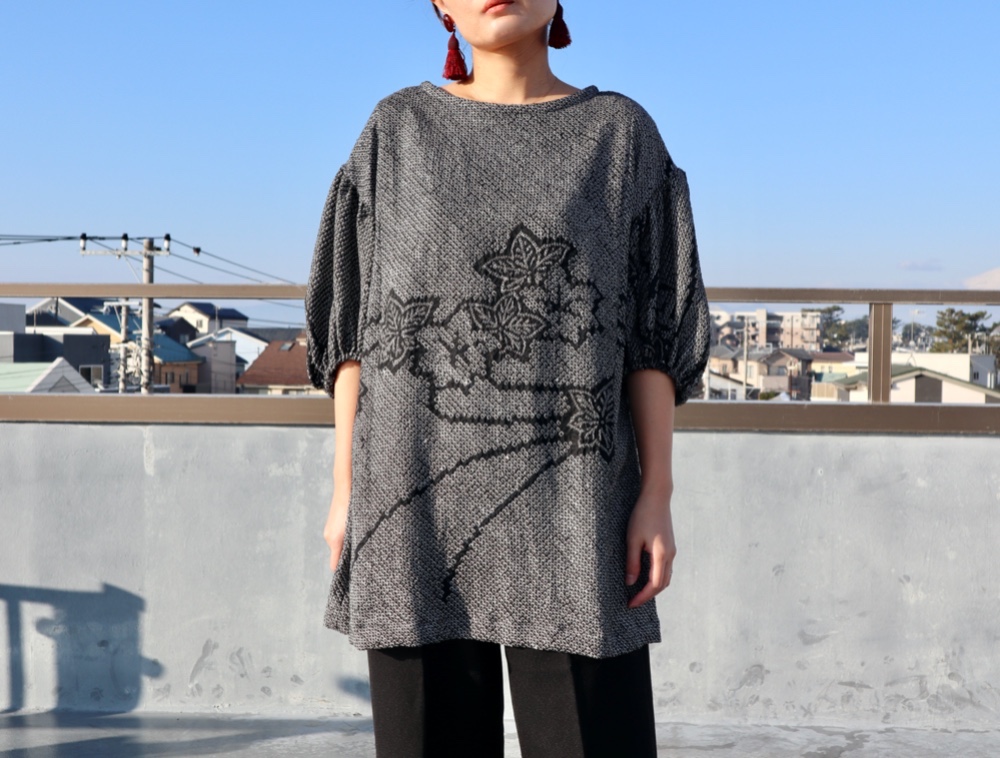 SIZE SOLD　お値下げ中　着物リメイク　ブラウス　羽織絞り　FREE