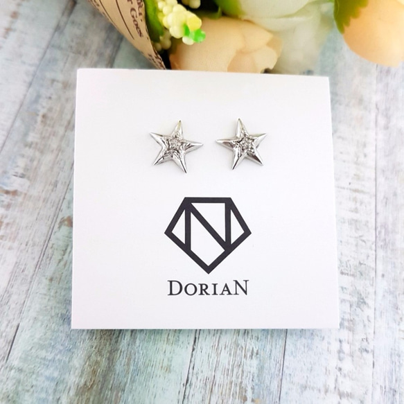 DoriAN獨家設計銀飾品牌 earring 星星 海星 鑽 純銀 耳環 耳針 附保卡精美包裝 禮物 抗過敏材質 現貨 第2張的照片
