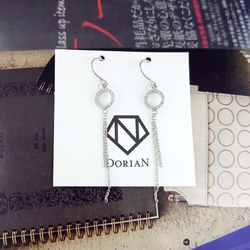 DoriaN獨家設計品牌 純銀耳環 精美包裝拭銀布組附保證卡 氣質圓形流蘇鑲鑽 純銀耳針 流蘇 垂墜耳環 現貨 韓國設計 第3張的照片
