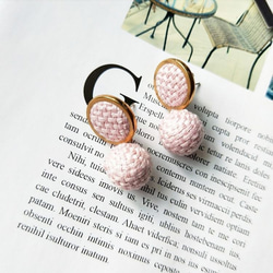 Adaファッションジュエリー韓国人気のレトロな編まれたボタンの形の小さな毛玉垂れイヤリングイヤピンの形のイヤリング編まれたイヤリ 3枚目の画像