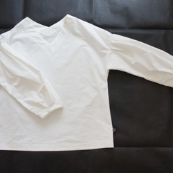 ◇受注生産sizeMorL◇ふんわりタック袖の白色ブラウス 9枚目の画像
