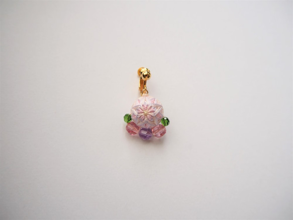 【紫陽花・ピンク】TEMARIのピアス（イヤリング） 3枚目の画像